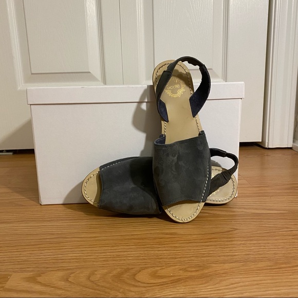 Ecote Urban Outfitters Sling Back Sandals - Picture 7 of 7